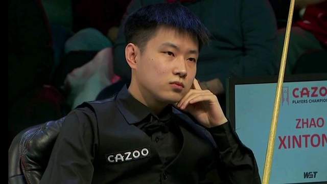 他在防守端 他在防守端