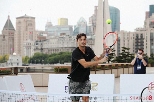 枢纽作用 枢纽作用