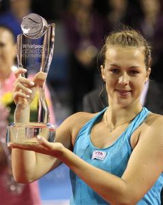 这也让我们 这也让我们